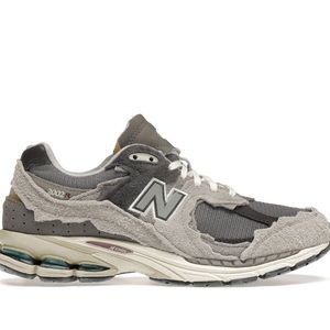 New Balance 2002r